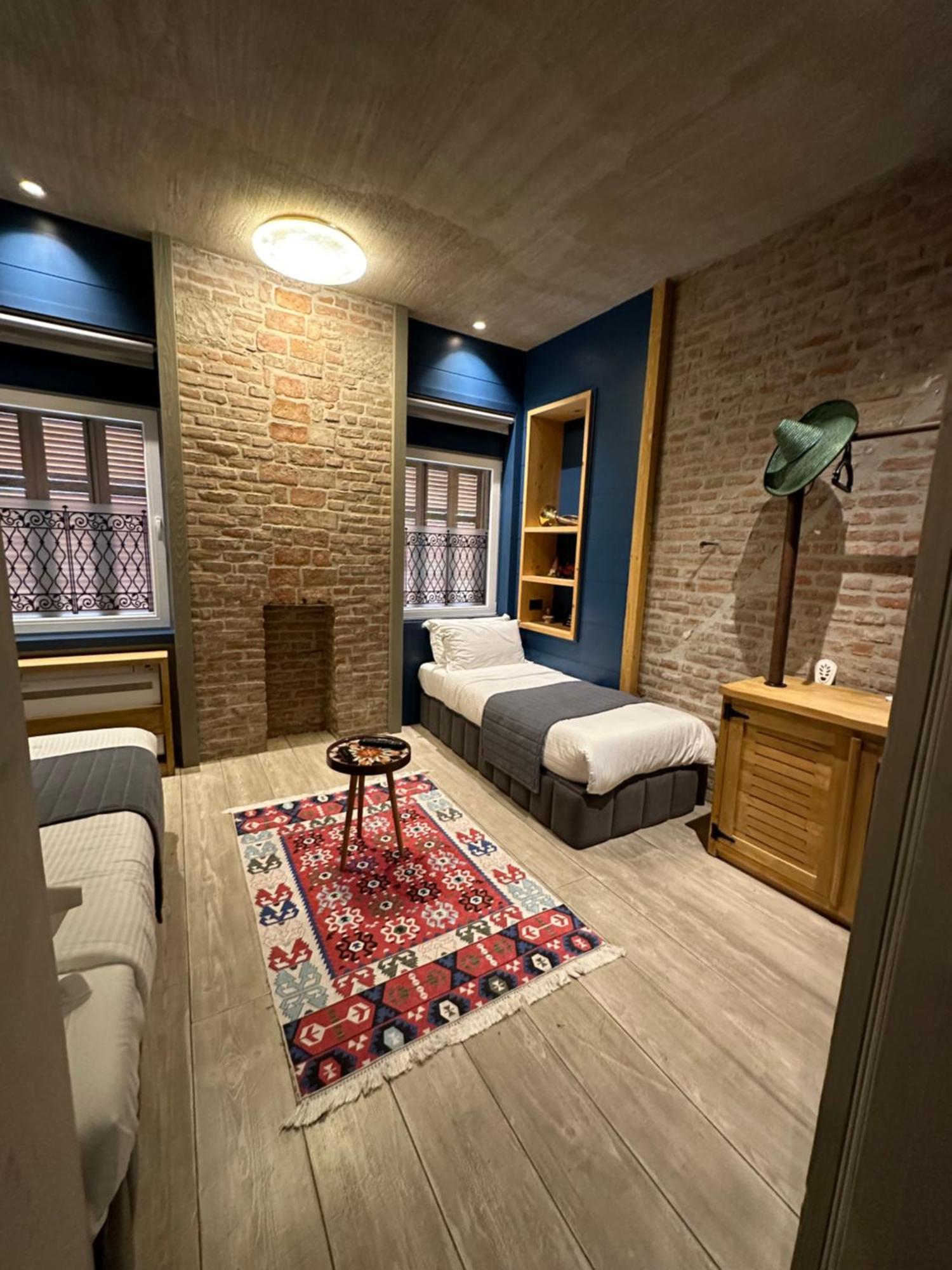 Meri Boutique Hotel Korce Ngoại thất bức ảnh